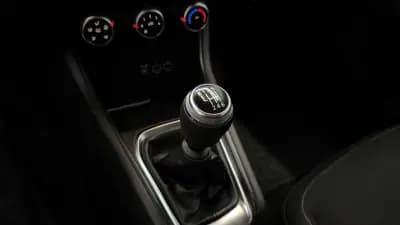 Vendo Renault Captur 2021 - 13990 EUR, 167491 km - AUTO.MOTO.pt