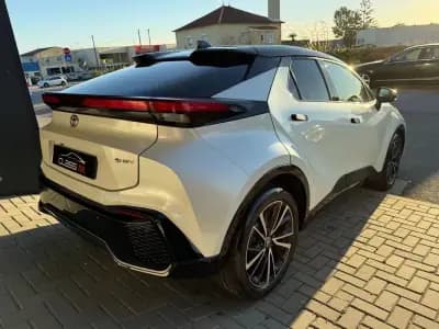 Vendo Toyota C-HR 2023 - 33750 EUR, 30087 km - AUTO.MOTO.pt