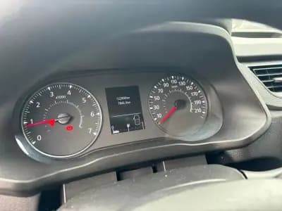 Vendo Renault Express 2022 - 13990 EUR, 123000 km - AUTO.MOTO.pt