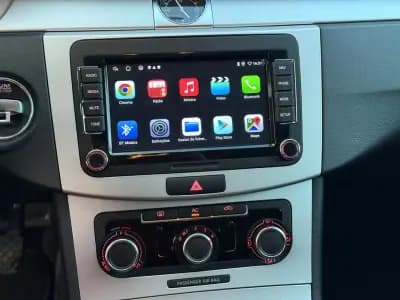 Vendo Volkswagen Passat Variant 2011 - 10900 EUR, 135000 km - AUTO.MOTO.pt