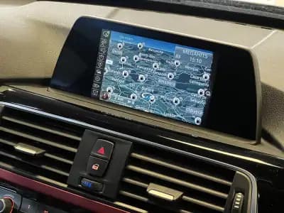 Vendo BMW 320 2017 - 19990 EUR, 185000 km - AUTO.MOTO.pt