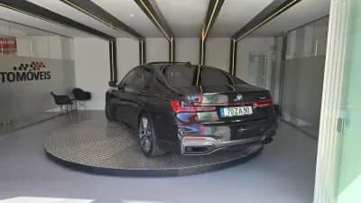 Vendo BMW 740 2019 - 52500 EUR, 149991 km - AUTO.MOTO.pt