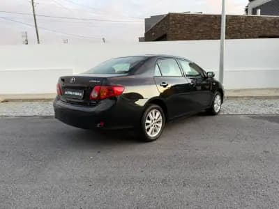 Sell Toyota Corolla 2008 - 9200 EUR, 231063 km - AUTO.MOTO.pt