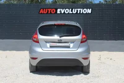 Sell Ford Fiesta 2009 - 5990 EUR, 180000 km - AUTO.MOTO.pt