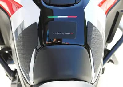 Sell Ducati Multistrada 1260 Enduro 2021 - 24500 EUR, 26000 km - AUTO.MOTO.pt