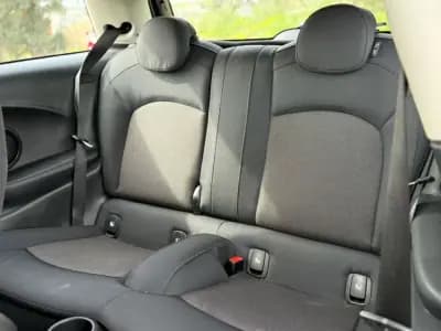 Vendo MINI Cooper 2023 - 23995 EUR, 20000 km - AUTO.MOTO.pt