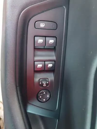 Sell Peugeot 508 SW 2021 - 19999 EUR, 106000 km - AUTO.MOTO.pt