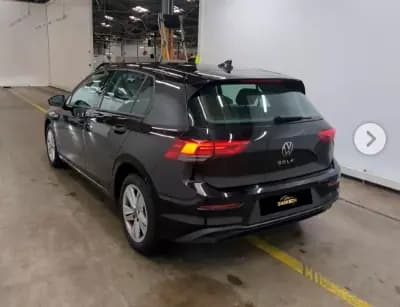 Vendo Volkswagen Golf 2022 - 27750 EUR, 130144 km - AUTO.MOTO.pt