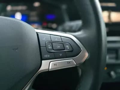 Vendo Volkswagen Taigo 2024 - 19700 EUR, 24800 km - AUTO.MOTO.pt