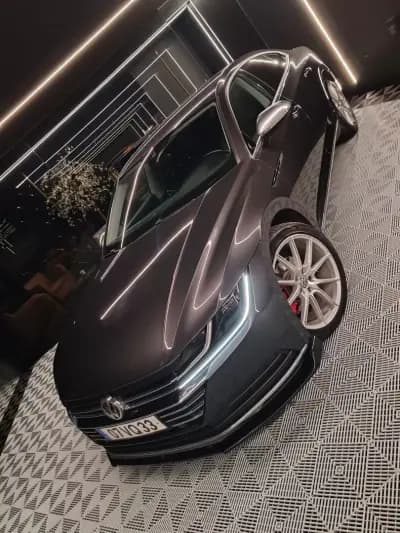 Vendo Volkswagen Arteon 2018 - 19900 EUR, 197000 km - AUTO.MOTO.pt