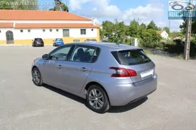 Sell Peugeot 308 2019 - 13250 EUR, 174000 km - AUTO.MOTO.pt