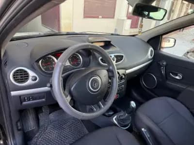 Vendo Renault Clio Break 2008 - 4900 EUR, 215000 km - AUTO.MOTO.pt