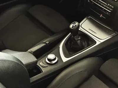 Vendo BMW 118 2009 - 12990 EUR, 187000 km - AUTO.MOTO.pt