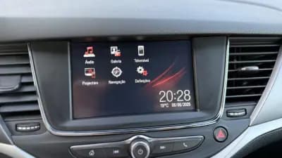 Vendo Opel Astra Sports Tourer 2021 - 11640 EUR, 149717 km - AUTO.MOTO.pt