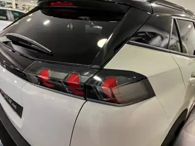 Sell Peugeot 2008 2020 - 15250 EUR, 85000 km - AUTO.MOTO.pt