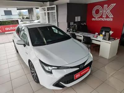 Sell Toyota Corolla 2021 - 21550 EUR, 73400 km - AUTO.MOTO.pt