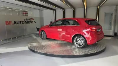 Vendo Mercedes-Benz A 160 2015 - 15900 EUR, 208637 km - AUTO.MOTO.pt