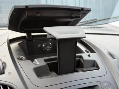 Sell Ford Transit Courier 2019 - 9990 EUR, 169990 km - AUTO.MOTO.pt