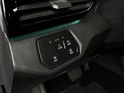 Sell Volkswagen ID.4 2021 - 24990 EUR, 53300 km - AUTO.MOTO.pt