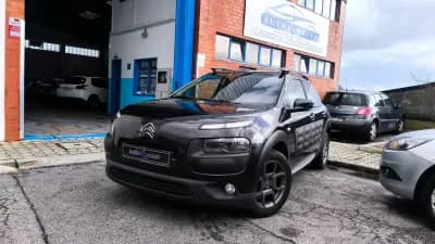 Sell Citroën C4 Cactus 2014 - 9600 EUR, 180000 km - AUTO.MOTO.pt