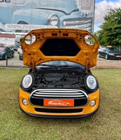 Vendo MINI Cooper 2014 - 12900 EUR, 215000 km - AUTO.MOTO.pt