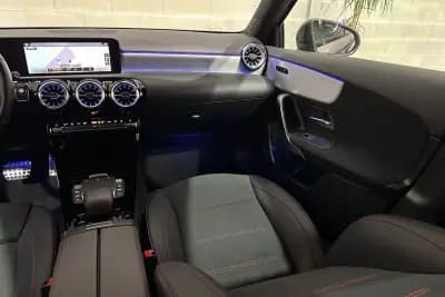 Vendo Mercedes-Benz A 250 Limousine 2022 - 31950 EUR, 32438 km - AUTO.MOTO.pt