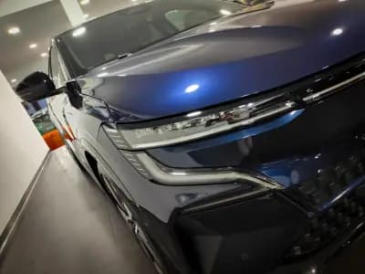 Vendo Renault Mégane E-Tech 2023 - 26500 EUR, 45000 km - AUTO.MOTO.pt