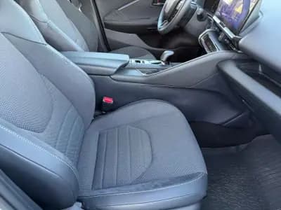 Vendo Toyota C-HR 2023 - 33750 EUR, 30087 km - AUTO.MOTO.pt