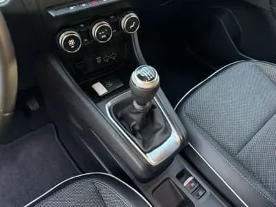 Vendo Renault Captur 2022 - 17300 EUR, 89000 km - AUTO.MOTO.pt