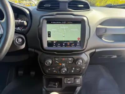 Sell Jeep Renegade 2019 - 15995 EUR, 105000 km - AUTO.MOTO.pt