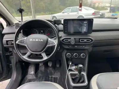 Sell Dacia Jogger 2023 - 17900 EUR, 153000 km - AUTO.MOTO.pt