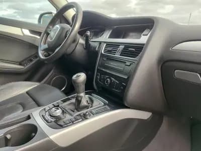 Vendo Audi A4 Avant 2010 - 9500 EUR, 292000 km - AUTO.MOTO.pt