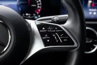 Vendo Mercedes-Benz A 250 2024 - 34990 EUR, 16557 km - AUTO.MOTO.pt