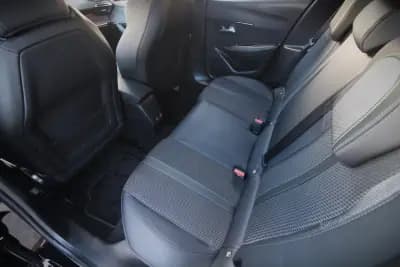 Sell Peugeot e-208 2020 - 17450 EUR, 60000 km - AUTO.MOTO.pt