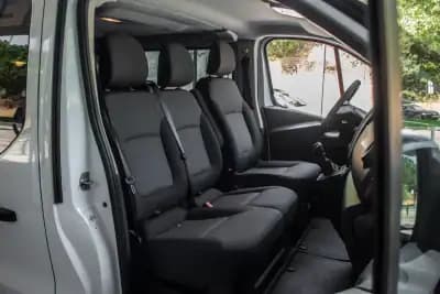 Vendo Renault Trafic 2020 - 30990 EUR, 126359 km - AUTO.MOTO.pt