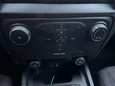 Vendo Ford Ranger 2022 - 35900 EUR, 32708 km - AUTO.MOTO.pt