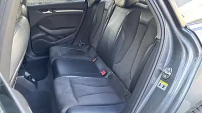 Vendo Audi A3 Sportback 2017 - 18999 EUR, 165021 km - AUTO.MOTO.pt