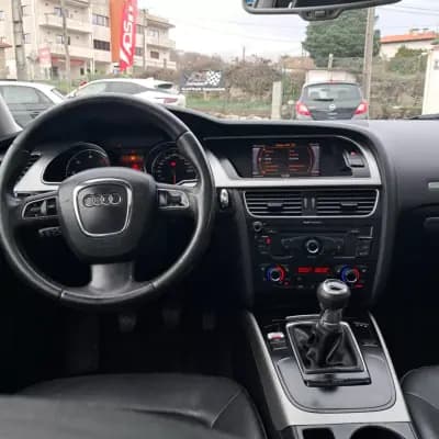 Sell Audi A5 2009 - 13490 EUR, 258000 km - AUTO.MOTO.pt