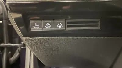 Sell Peugeot 508 SW 2023 - 22990 EUR, 111635 km - AUTO.MOTO.pt