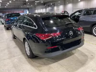 Vendo Mercedes-Benz CLA 180 2021 - 25900 EUR, 119616 km - AUTO.MOTO.pt