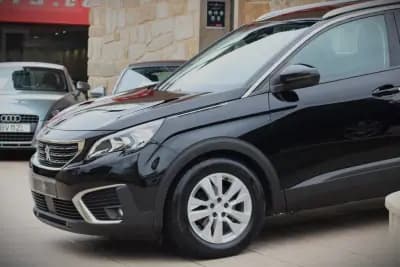 Sell Peugeot 5008 2019 - 16990 EUR, 120000 km - AUTO.MOTO.pt