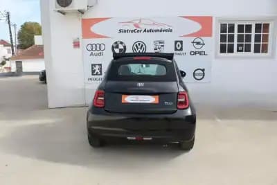 Vendo Fiat 500e C 2022 - 19980 EUR, 10413 km - AUTO.MOTO.pt