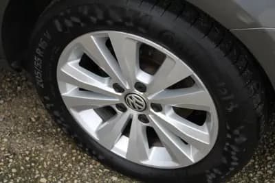 Sell Volkswagen Golf Variant 2020 - 14990 EUR, 173000 km - AUTO.MOTO.pt