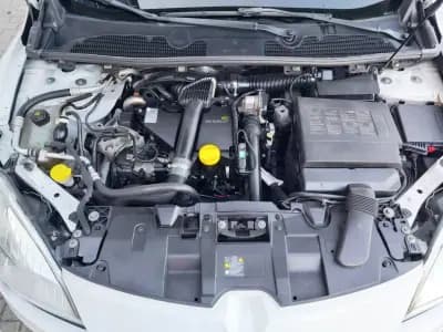 Vendo Renault Mégane 2013 - 4950 EUR, 317737 km - AUTO.MOTO.pt