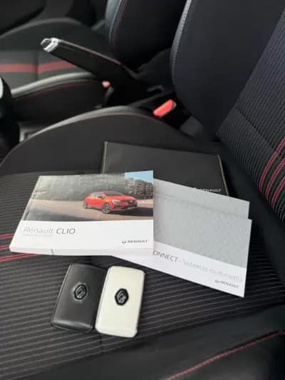 Vendo Renault Clio 2020 - 16950 EUR, 98000 km - AUTO.MOTO.pt