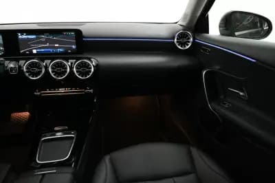 Sell Mercedes-Benz A 200 2023 - 29900 EUR, 59000 km - AUTO.MOTO.pt