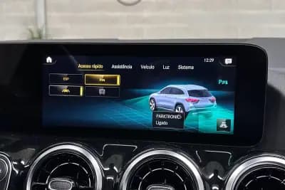 Vendo Mercedes-Benz GLA 250 2022 - 34950 EUR, 58115 km - AUTO.MOTO.pt