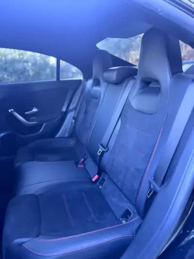 Vendo Mercedes-Benz CLA 250 2021 - 29900 EUR, 107769 km - AUTO.MOTO.pt