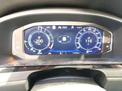 Vendo Volkswagen Arteon Shooting Brake 2021 - 25900 EUR, 113390 km - AUTO.MOTO.pt