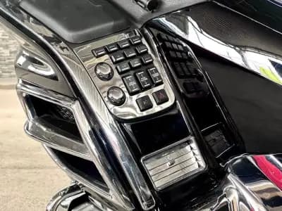 Sell Honda Gold Wing 2008 - 14900 EUR, 77093 km - AUTO.MOTO.pt